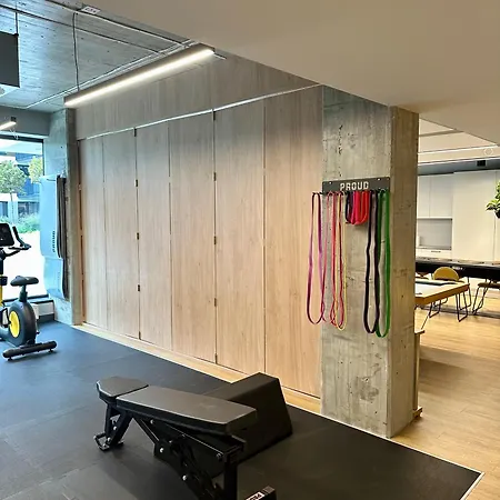 아파트 Central House