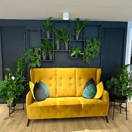 아파트 Central House