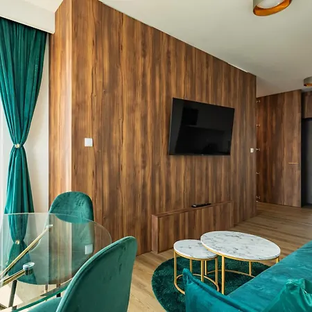 Central House *