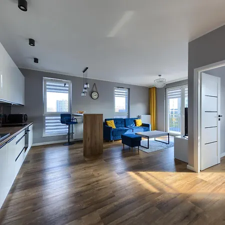 Central House Варшава